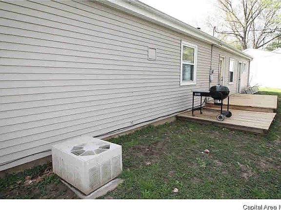 3rd image of 204 Water St