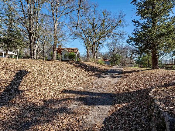 4th image of 3710 County Road 334