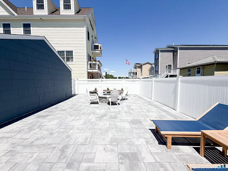 9 Hanover St — Photo 12