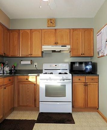 4th image of 6172 Winchester Dr
