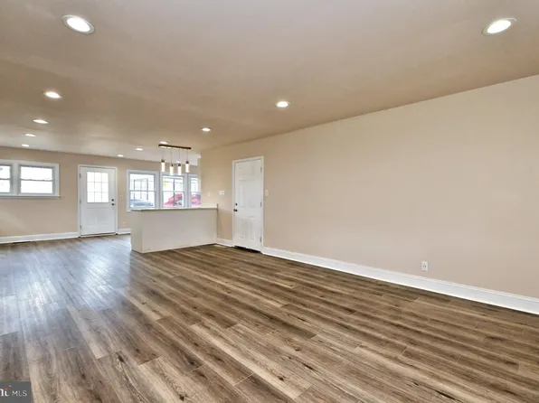 165 Wistar Rd, Fairless Hills, PA 19030