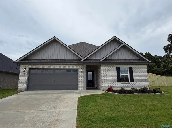 122 Alton Dale Dr, Toney, AL 35773