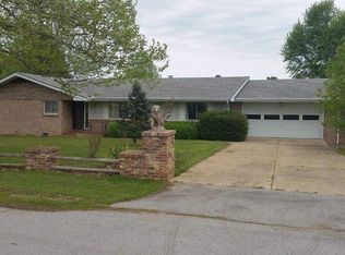 164 Roberts Dr, Mountain Home, AR 72653