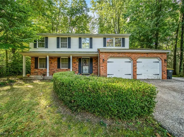 10392 Squires Ct, Painesville, OH 44077