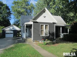 738 E Chambers St, Jacksonville, IL 62650