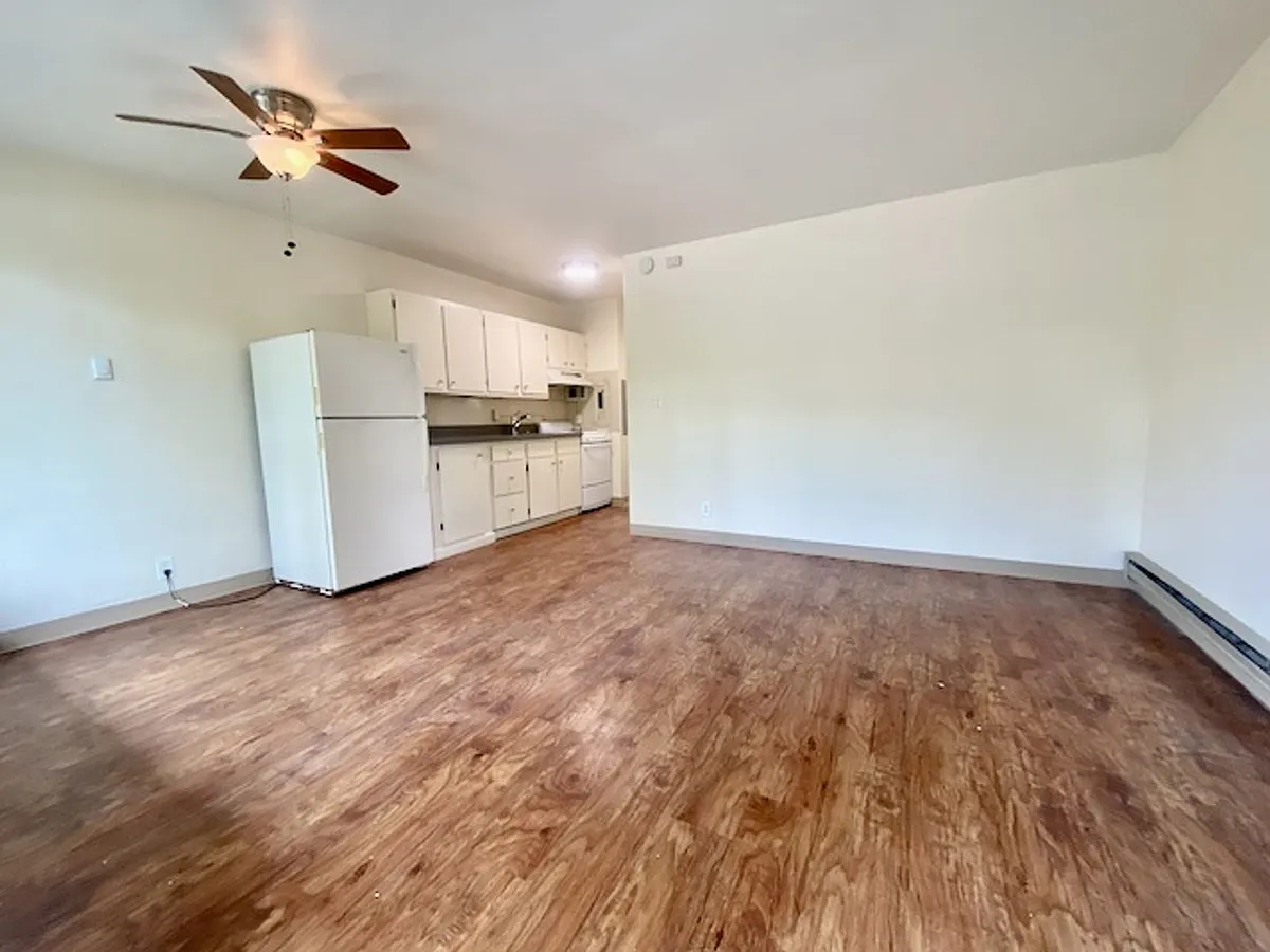 Building Photo - Cap Hill 1 Bedroom