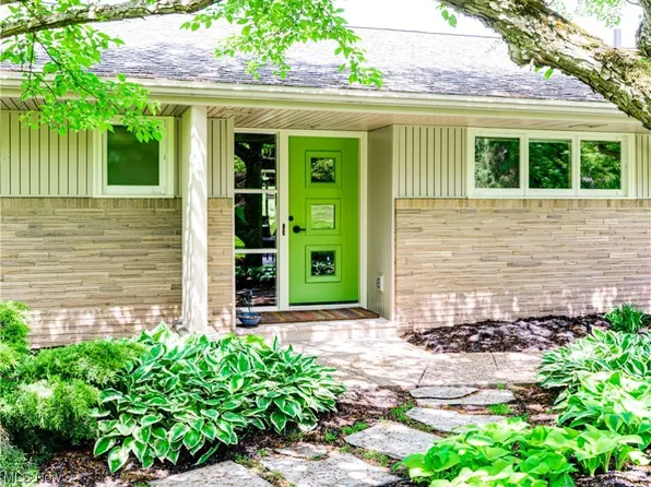 2691 Glenmont Rd NW, Canton, OH 44708