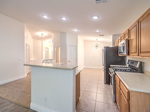 4th image of 2287 Dakota Sky Ct
