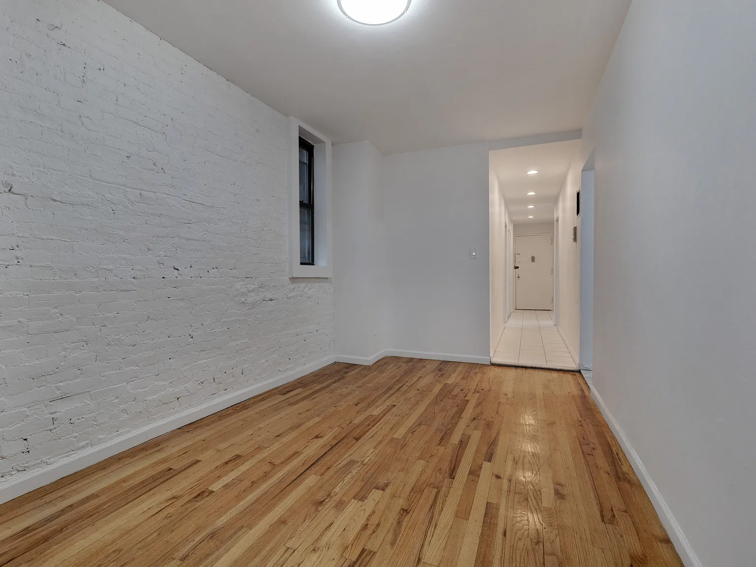 334 West 47th Street — Photo 2