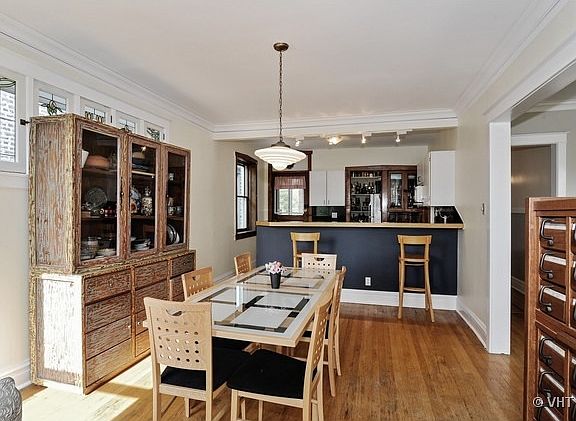 4th image of 4241 N Ashland Ave #3