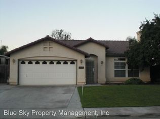 1981 W San Lucia Ave, Porterville, CA 93257