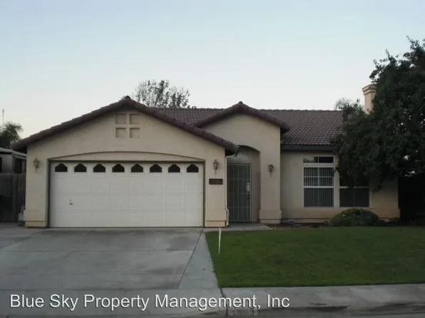 1981 W San Lucia Ave, Porterville, CA 93257
