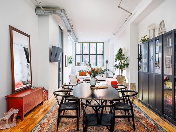 2nd image of 105 Lexington Ave APT 1B