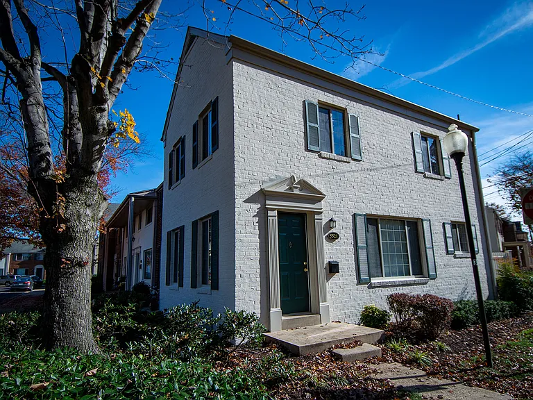 Brookville Townhomes Exterior 17