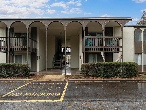 2nd image of 3029 Massey Rd