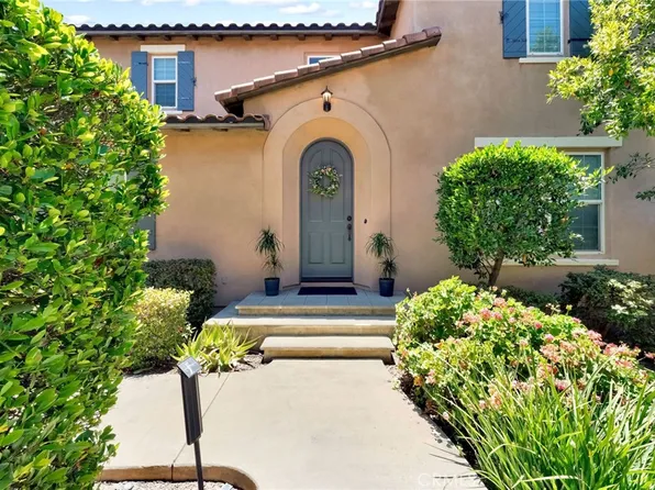 4244 Windspring Cir, Corona, CA 92883