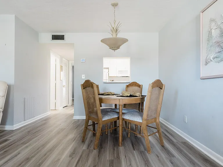 3124 US Highway 441 SE #E7 — Photo 11
