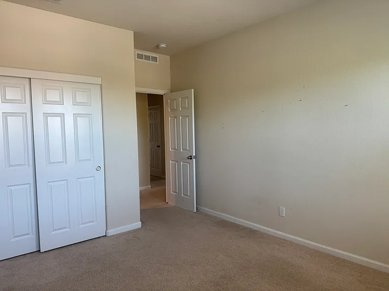 1130 Legion Ct — Photo 13