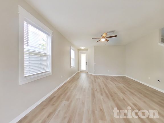 2nd image of 12134 Fern Haven Ave