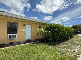 3300 Broadway APT 6, West Palm Beach, FL 33407