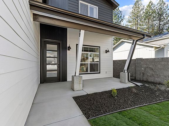 2nd image of 1566 N 13th St #1582