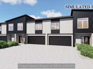 4222 Mitchell Creek Dr, Grand Island, NE 68803