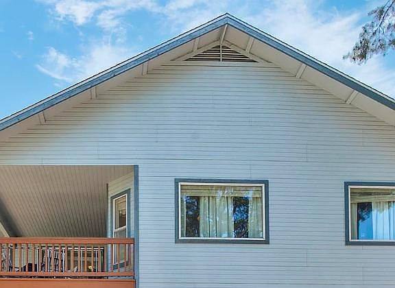 Top floor, front elevation