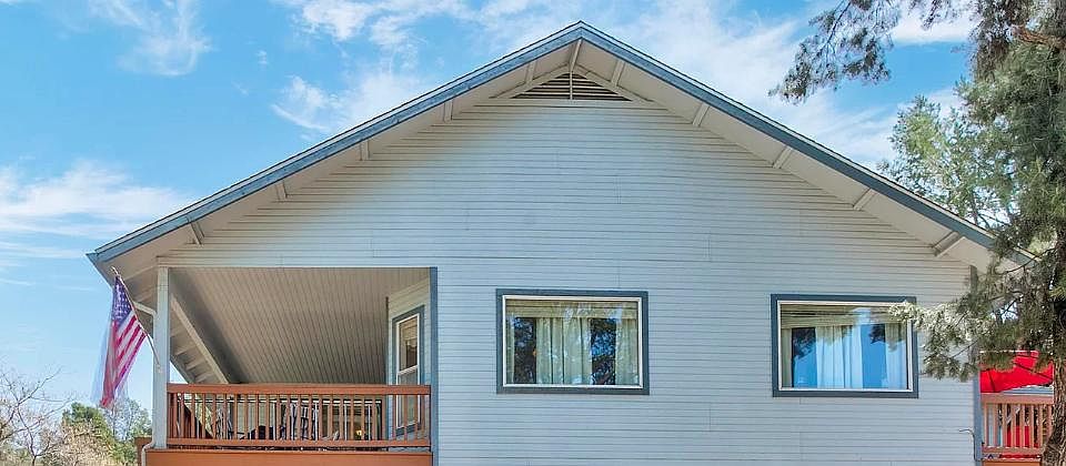 Top floor, front elevation