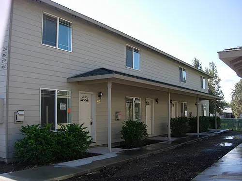 1730-36 SW Juniper Ave Photo 1