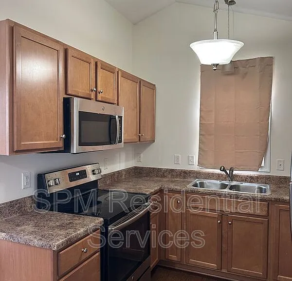 724 Kidder St — Photo 3