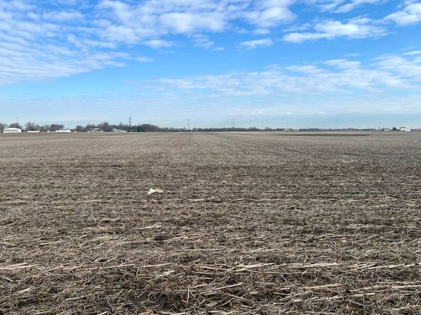 1 W Wilmington Peotone Rd, Wilmington, IL 60481