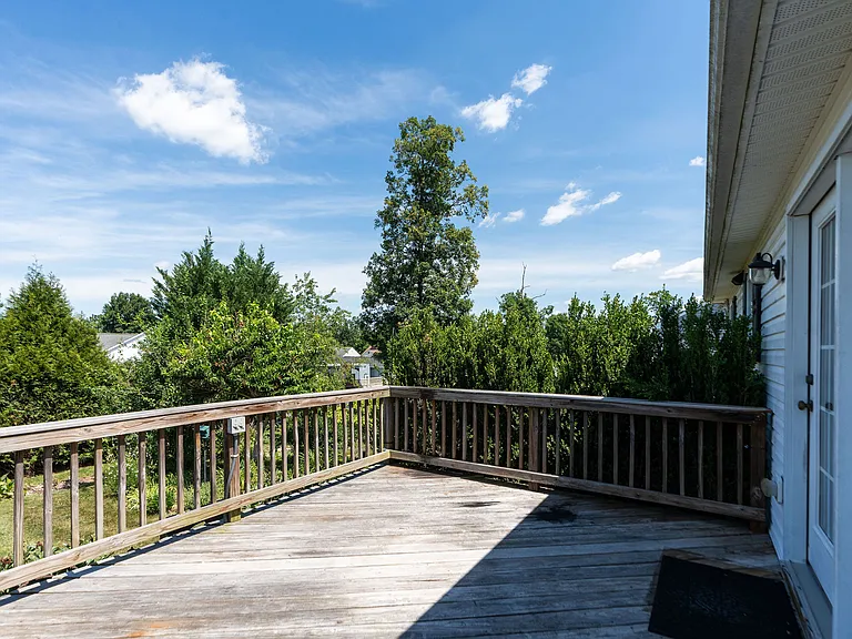 88 Cedarcrest Dr — Photo 32