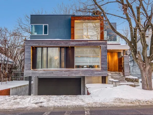 608 Byron Ave, Ottawa, ON K2A 0E5