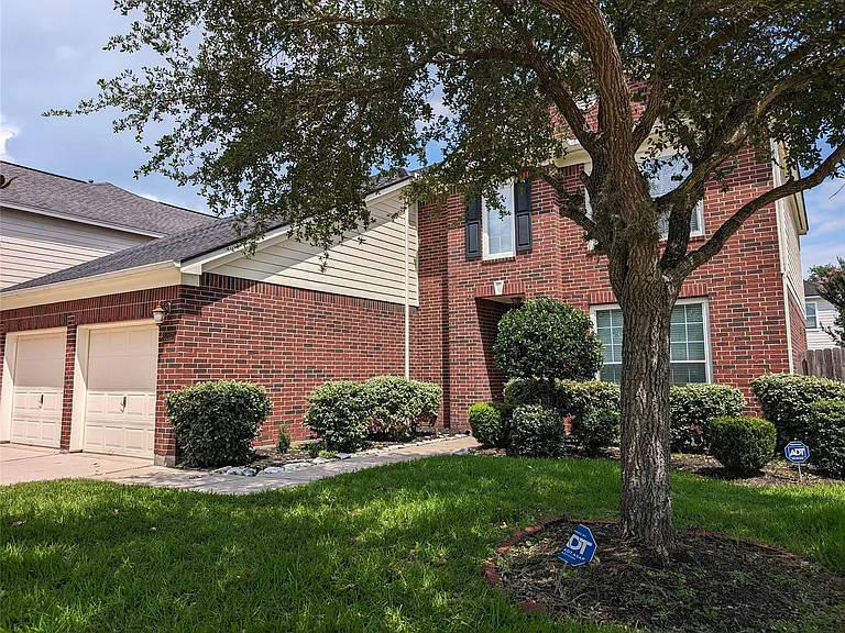 6207 Barkermist Ln — Photo 2