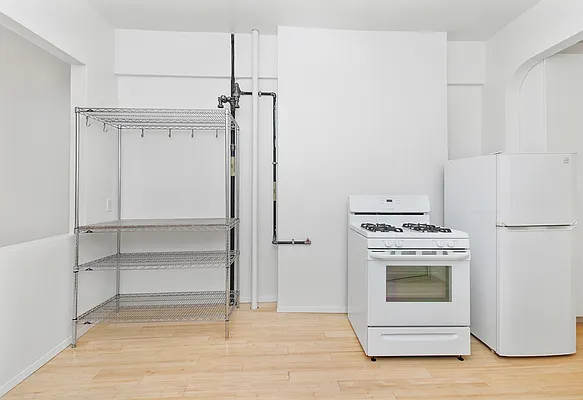 Rented by Keller Williams NYC | media 8