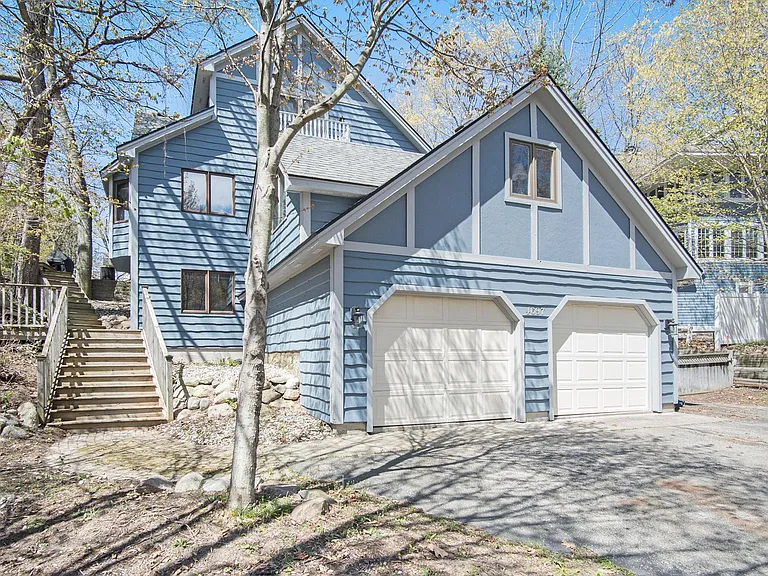 4697 Indianapolis Ave — Photo 48