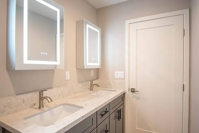 6161 Tarragona Dr — Photo 11