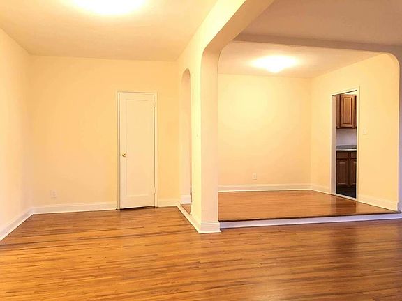 4th image of 6939 Yellowstone Blvd APT 516