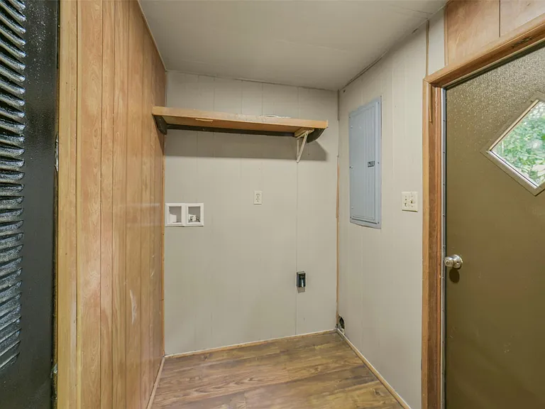 11023 Forrest Valley Dr — Photo 22