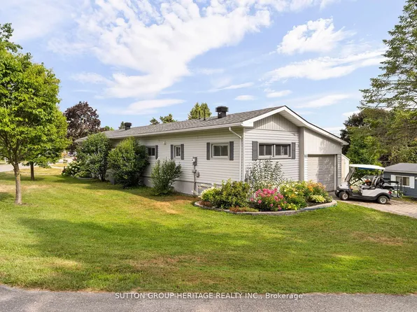 29 Cameron Dr, Oro Medonte, ON L0L 1T0