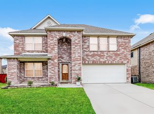 2312 Bantry Ln, Arlington, TX 76002