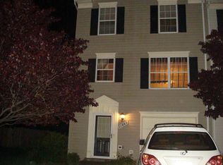 11062 Clovertree Ct, Manassas, VA 20109