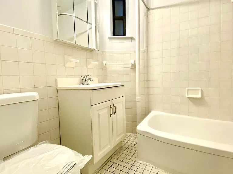 413 E 81st St #4B — Photo 9