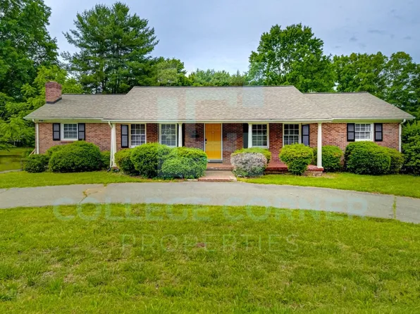 810 Polo Rd, Winston Salem, NC 27106