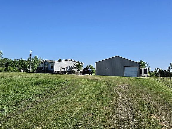 3rd image of 1313 Tollett Rd