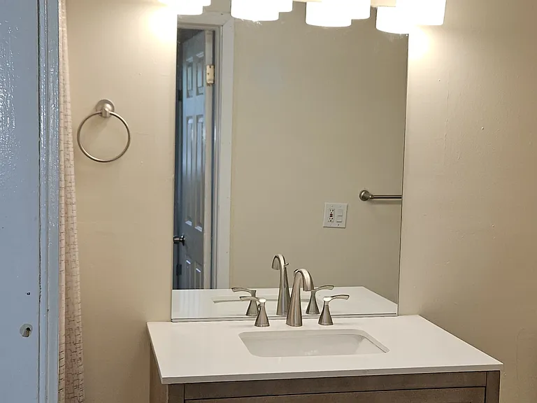 751 N Linden Ave #2E — Photo 8