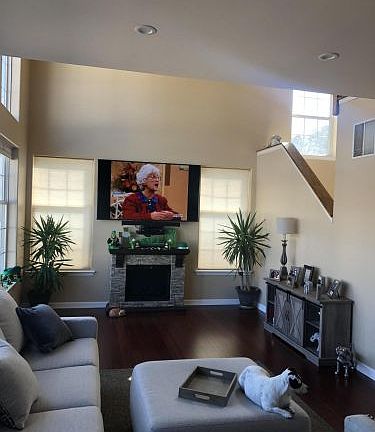 5th image of 32 Crown Cir
