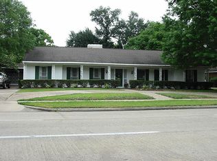 5622 Bellfort St, Houston, TX 77033