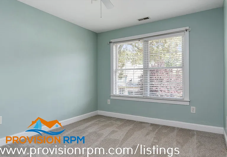 618 Cypress Ln — Photo 18
