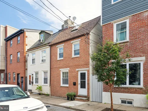 1217 E Oxford St, Philadelphia, PA 19125